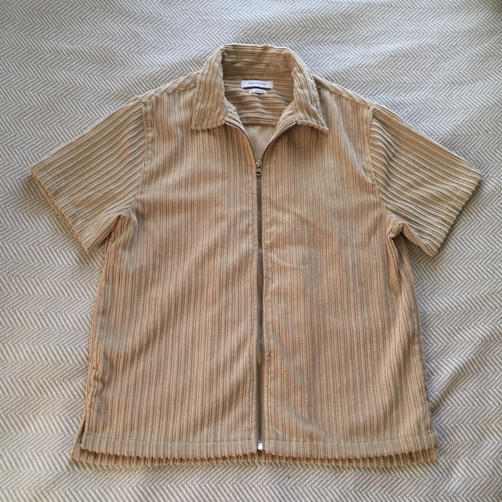 Ribbed UO zip up shirt